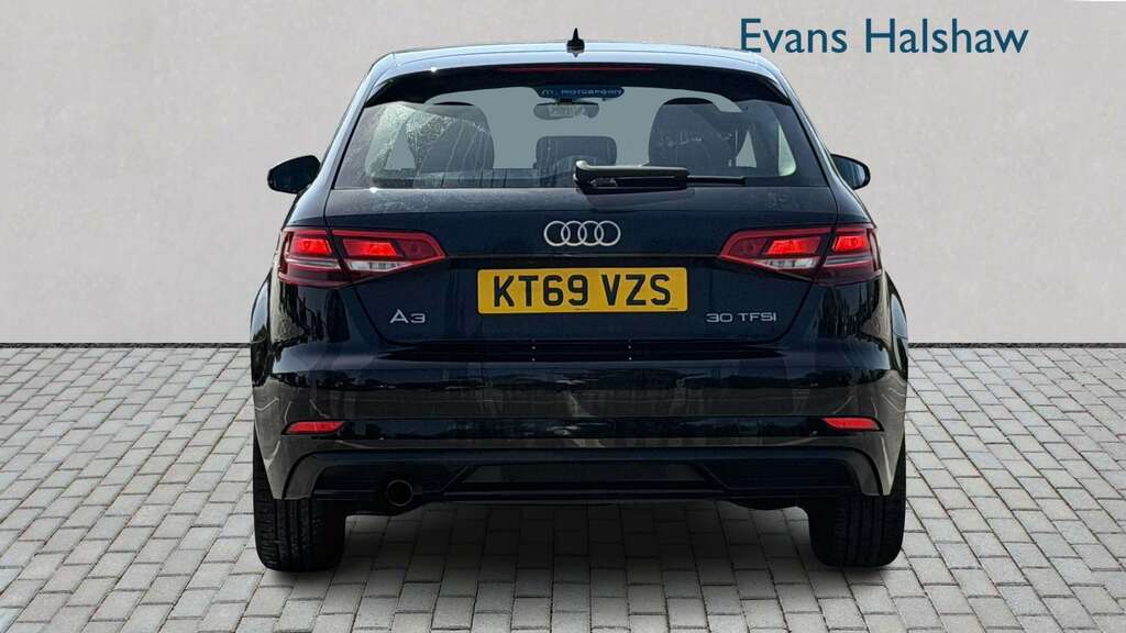 Audi A3 30 Tfsi 116 Se Technik 2020 KT69VZS Black #2