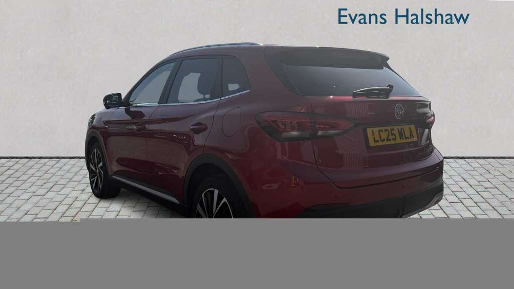 MG ZS 1.5 Hybrid Trophy 2025 Red #4