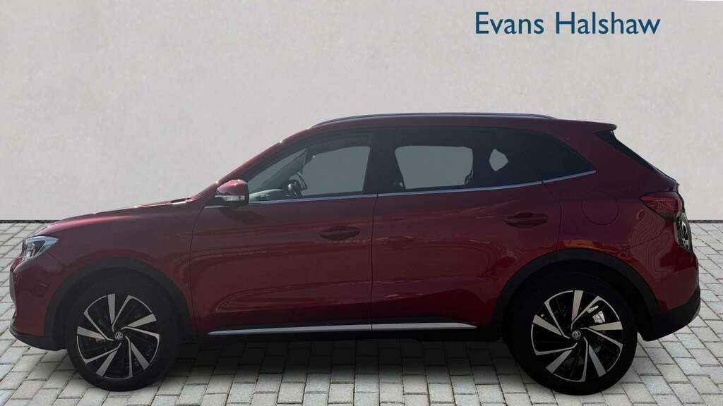 MG ZS 1.5 Hybrid Trophy 2025 Red #3