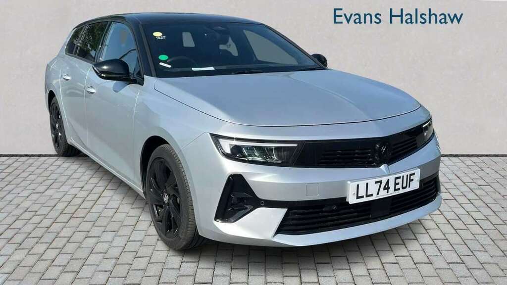 Vauxhall Astra 1.2 T Gs Nq White #1