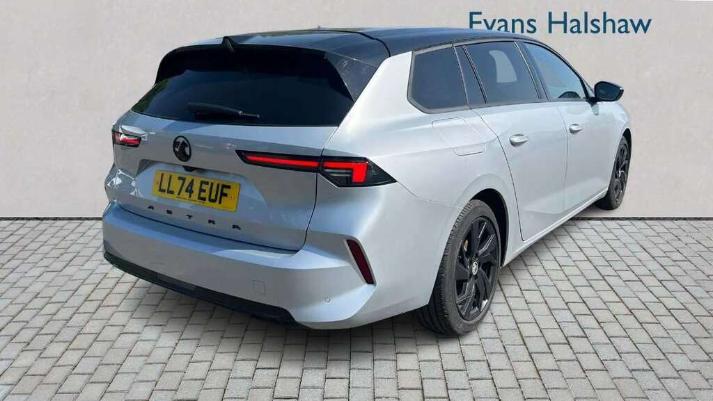 Vauxhall Astra 1.2 T Gs Nq White #5