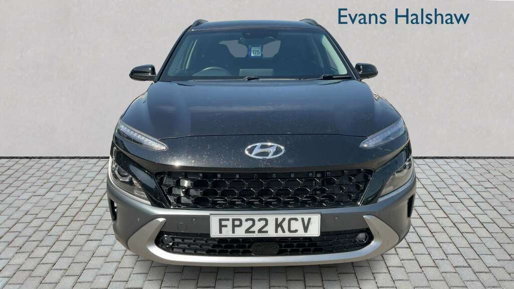 Hyundai Kona 1.6 Gdi Hybrid Premium Dct 2022 Black #4