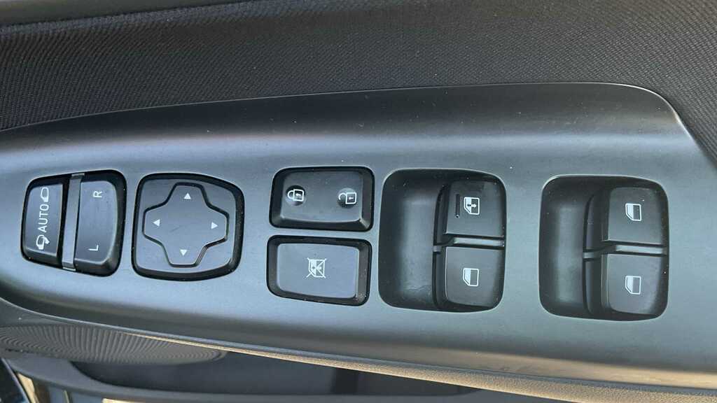 Hyundai Kona Premium Ev White #15