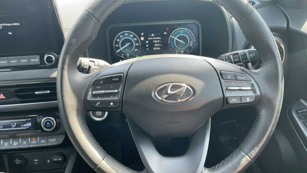Hyundai Kona Premium Ev White #9