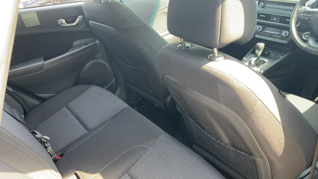Hyundai Kona Premium Ev White #11