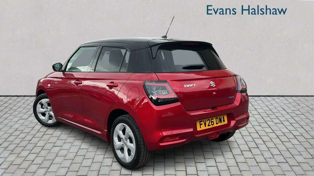 Suzuki Swift 1.2 Mild Hybrid Motion Cvt 2026 Red #2