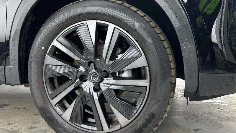 Peugeot 2008 1.2 Puretech 130 Gt Eat8 2024 Black #5