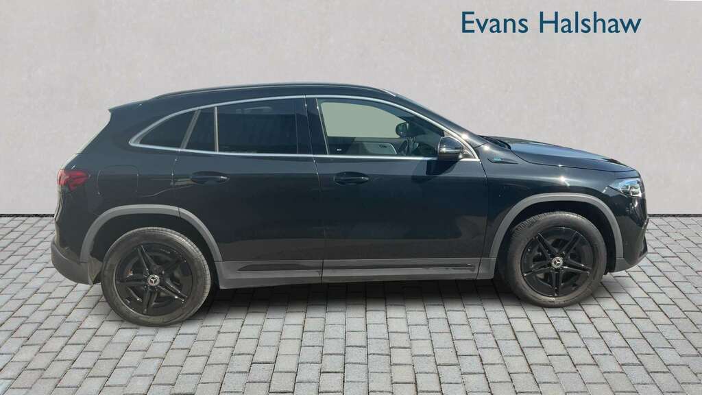 Mercedes-Benz EQA 250 140Kw Amg Line 66.5Kwh 2021 Black #3