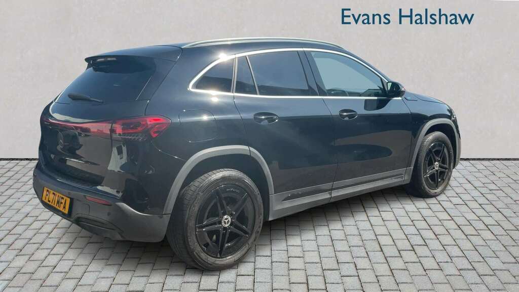 Mercedes-Benz EQA 250 140Kw Amg Line 66.5Kwh 2021 Black #2