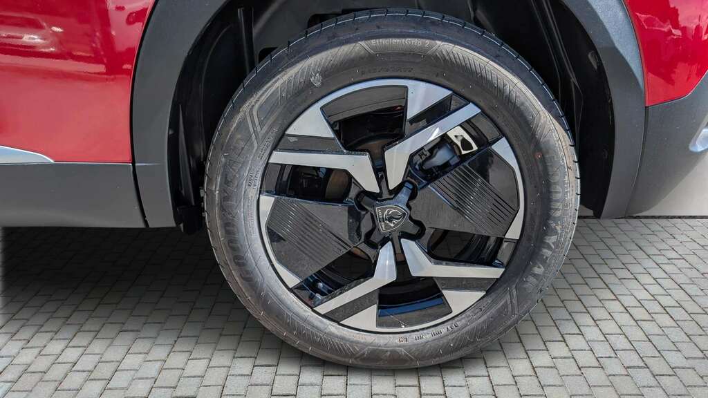 Peugeot 2008 1.2 Puretech 130 Allure Eat8 2025 Red #5