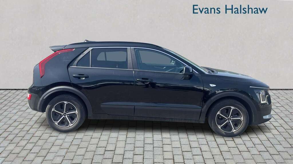 Kia Niro 1.6 Gdi 127 Hybrid 2 Nav Dct 2025 Black #3