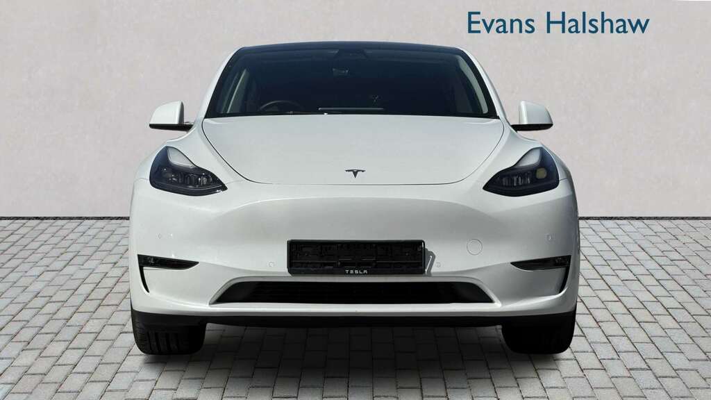 Tesla Model Y Long Range Awd 2022 White #2