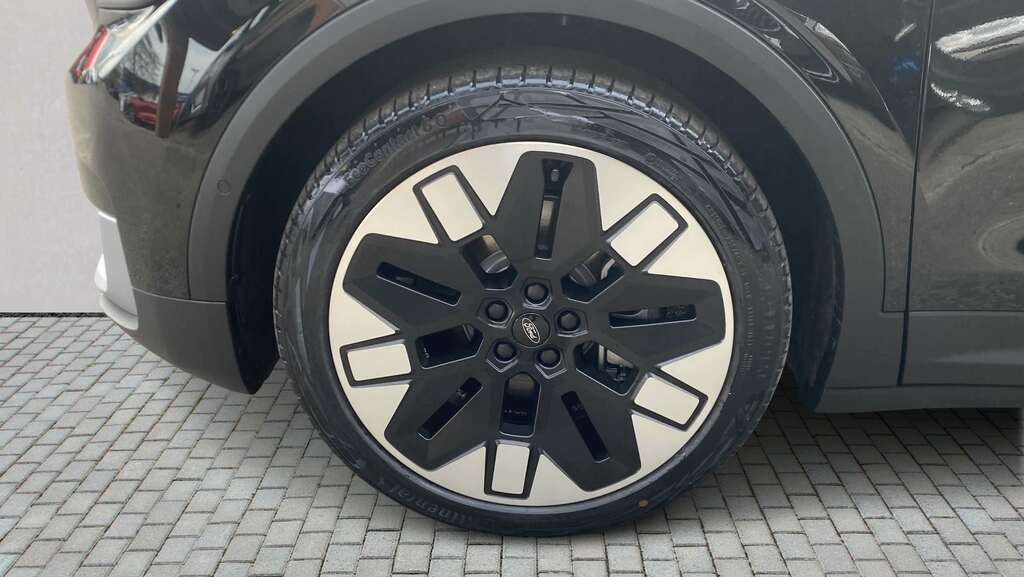 Ford Explorer 210Kw Premium 77Kwh 2026 Black #5