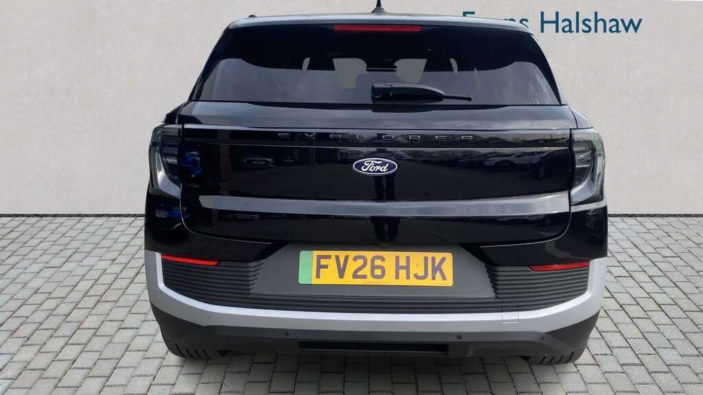 Ford Explorer 210Kw Premium 77Kwh 2026 Black #3