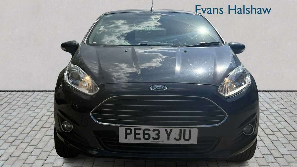 Ford Fiesta 1.25 82 Zetec 2013 Black #4