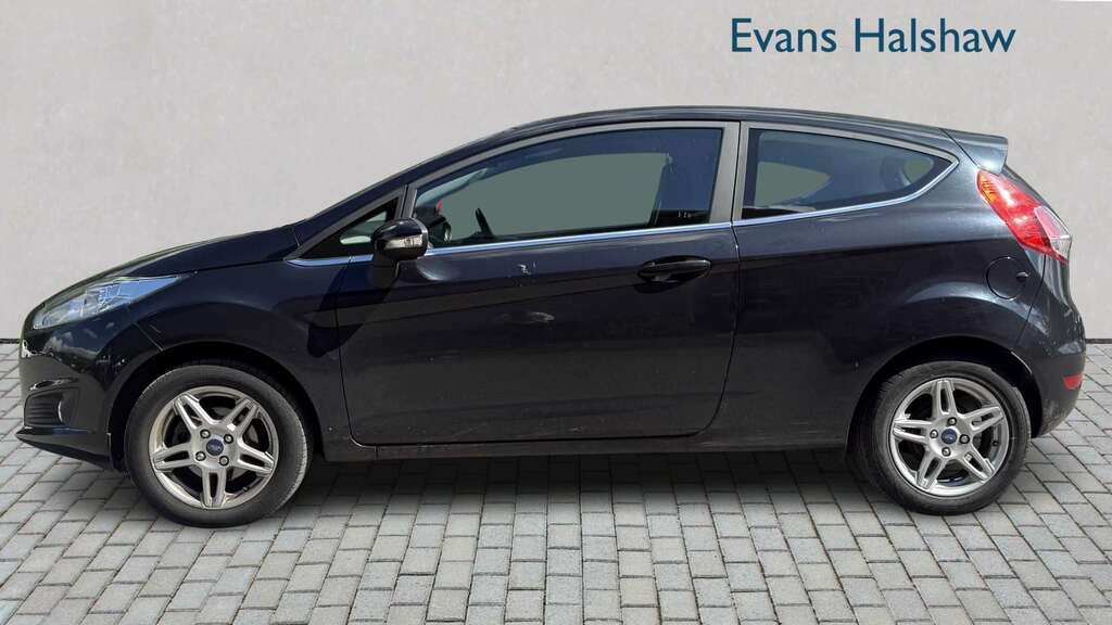 Ford Fiesta 1.25 82 Zetec 2013 Black #3