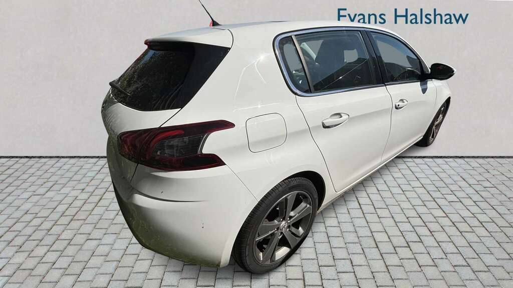 Peugeot 308 1.2 Puretech 130 Allure 2019 White #4