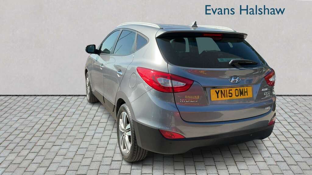 Hyundai Ix35 2.0 Crdi Premium Leather 2015 Grey #2