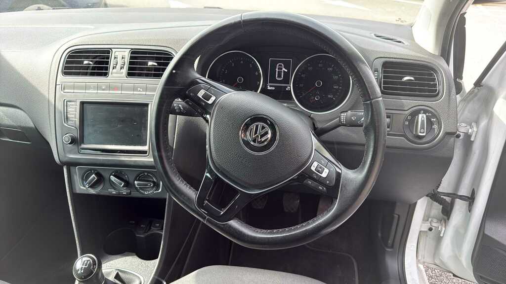 Volkswagen Polo 1.2 Tsi Bluemotion Tech Match Edition Black #8