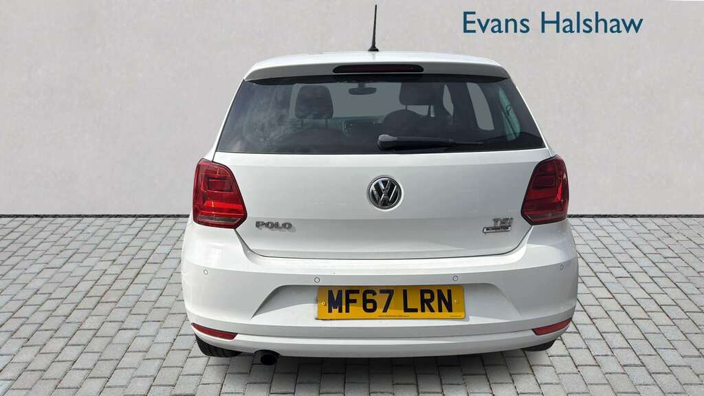 Volkswagen Polo 1.2 Tsi Bluemotion Tech Match Edition Black #4