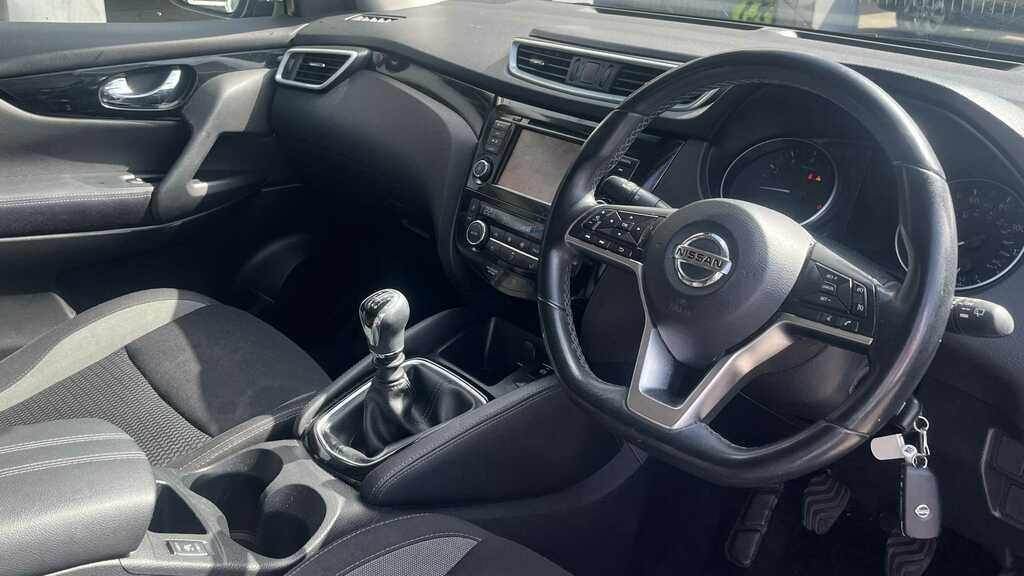 Nissan Qashqai 1.3 Dig-t Acenta Premium 2020 Blue #6