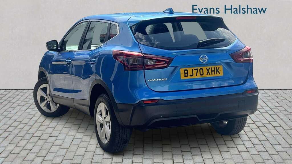 Nissan Qashqai 1.3 Dig-t Acenta Premium 2020 Blue