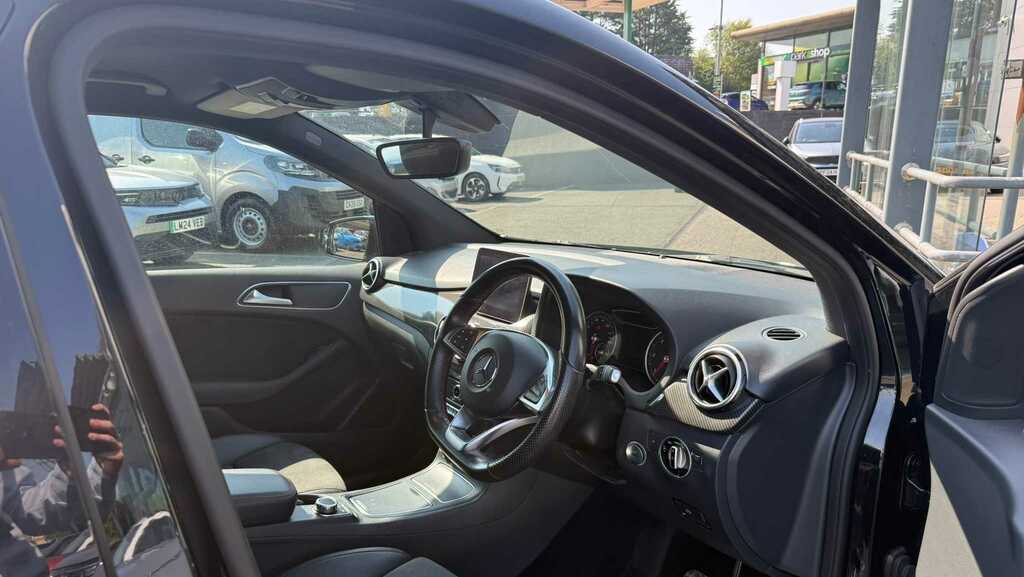 Mercedes-Benz B Class B200d Amg Line 2017 Black #5