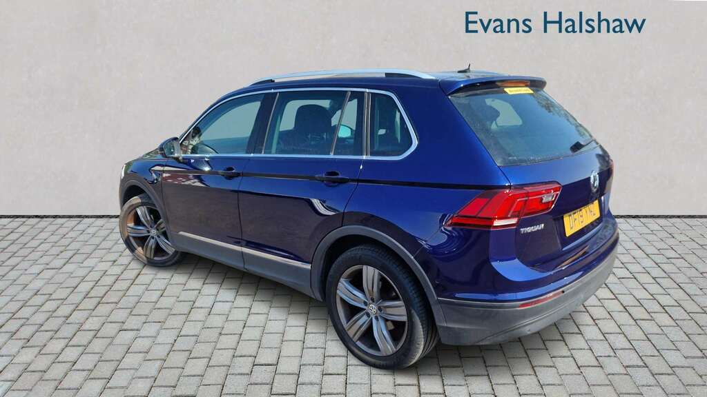 Volkswagen Tiguan R-line Tech White #1