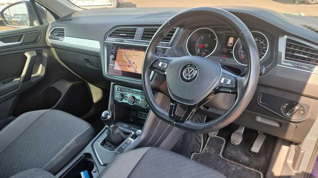 Volkswagen Tiguan R-line Tech White #7