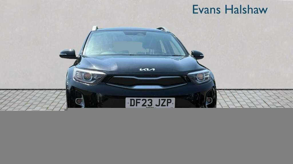 Kia Stonic 1.0T Gdi 99 2 2023 Black #4