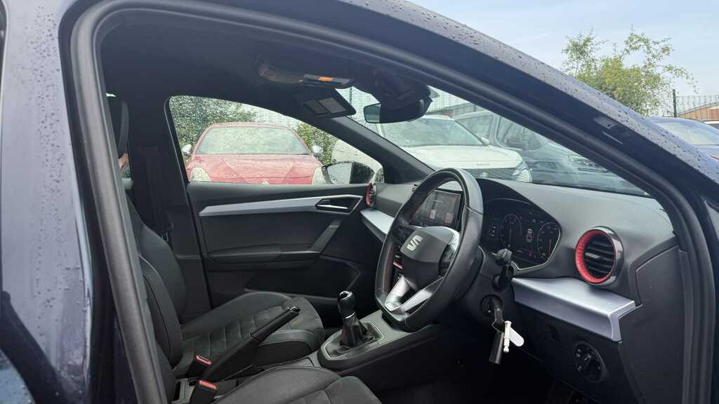 Seat Ibiza 1.0 Tsi 95Ps Se Technology 5-Door Grey #10
