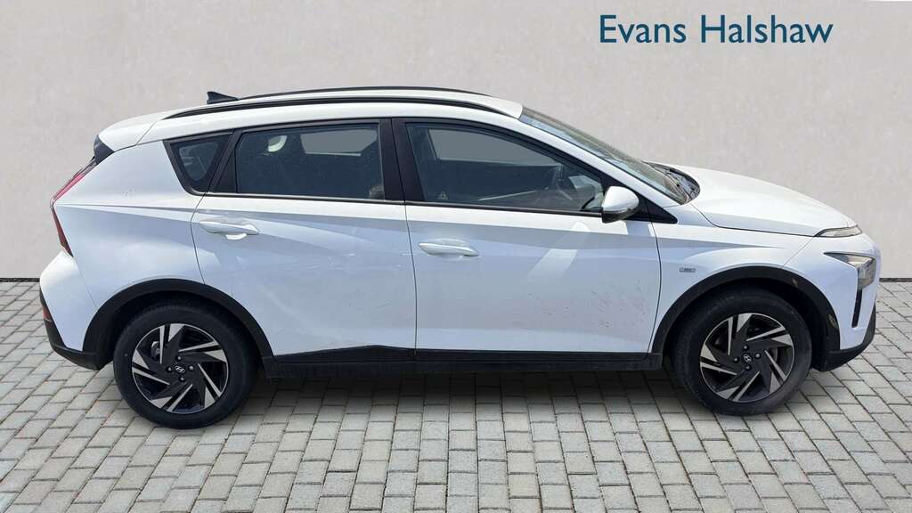 Hyundai Bayon 1.0 Tgdi 48V Mhev Se Connect Dct 2023 White #4