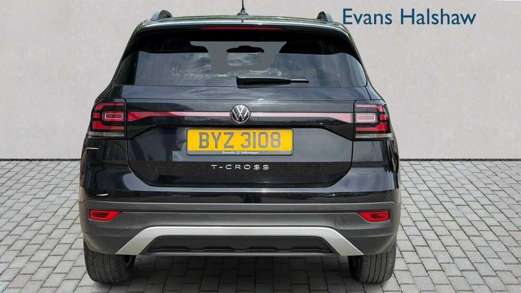 Volkswagen T-Cross 1.0 Tsi 110 Se 2022 Black #3