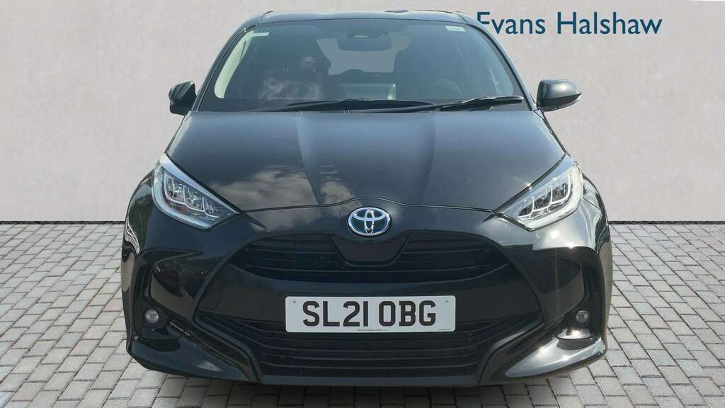 Toyota Yaris 1.5 Hybrid Design Cvt 2021 Black