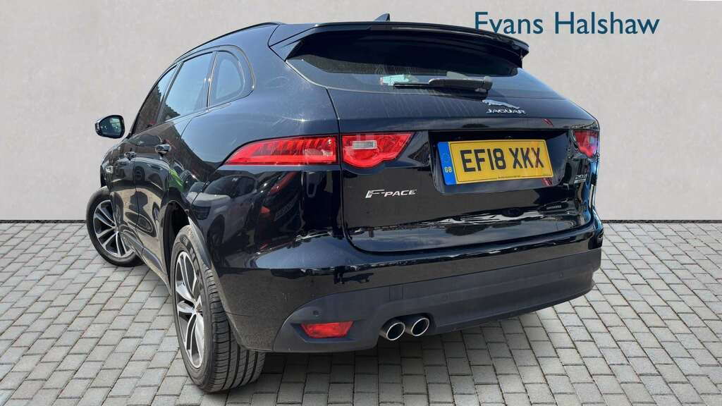 Jaguar F-Pace 2.0D R-sport Awd 2018 Black #2
