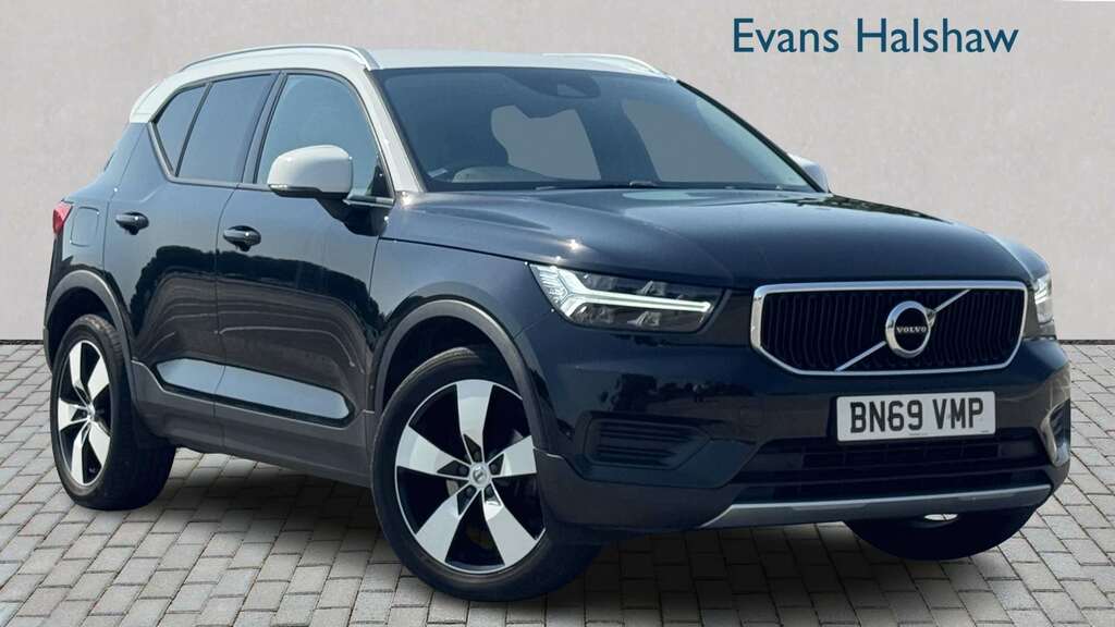Volvo XC40 1.5 T3 163 Momentum Geartronic 2019 Black
