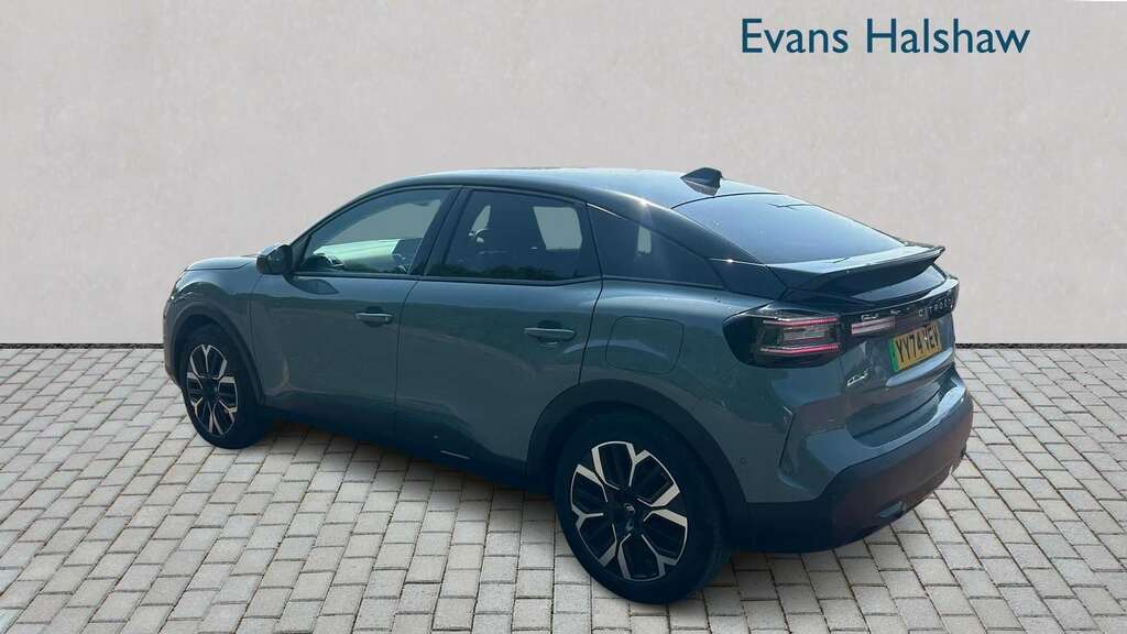 Citroen e-C4 115Kw Max Extended Range 54Kwh 2025 Green #2