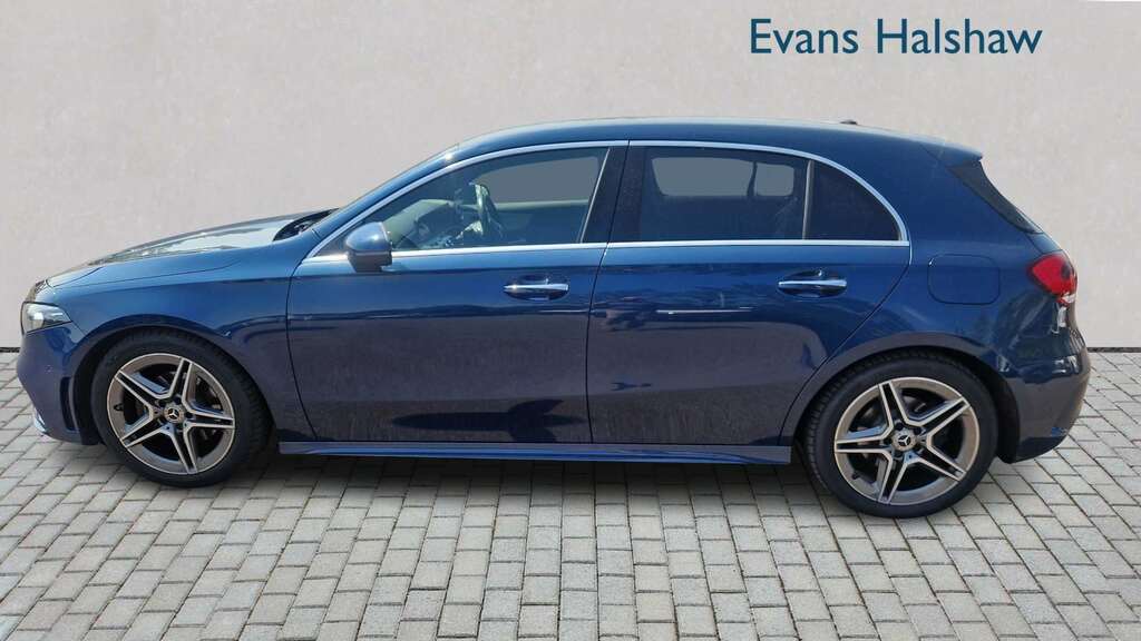 Mercedes-Benz A Class A200 Amg Line Premium 2019 DA69LLT Blue #3