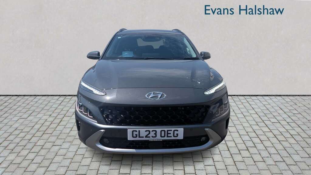 Hyundai Kona 1.6 Gdi Hybrid Ultimate Dct 2023 GL23OEG Grey #4