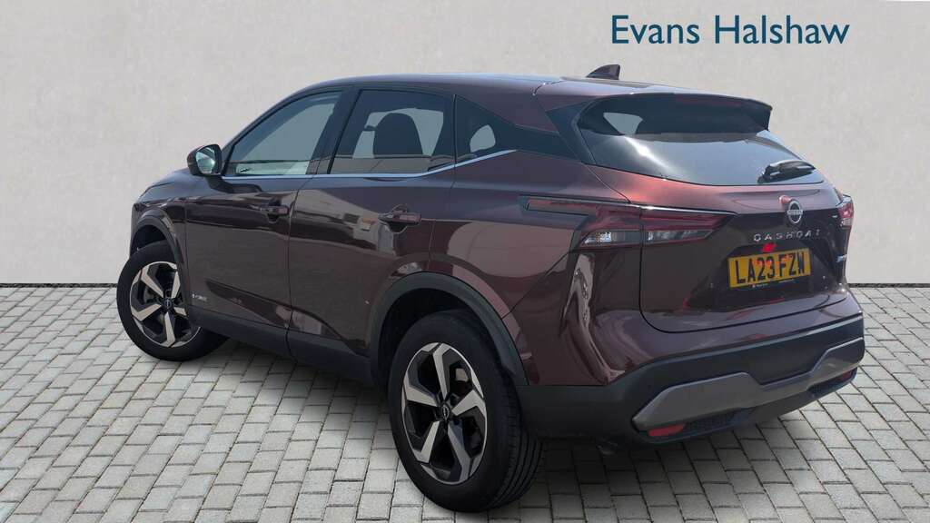Nissan Qashqai 1.5 E-power N-connecta 2023 LA23FZW Red #2