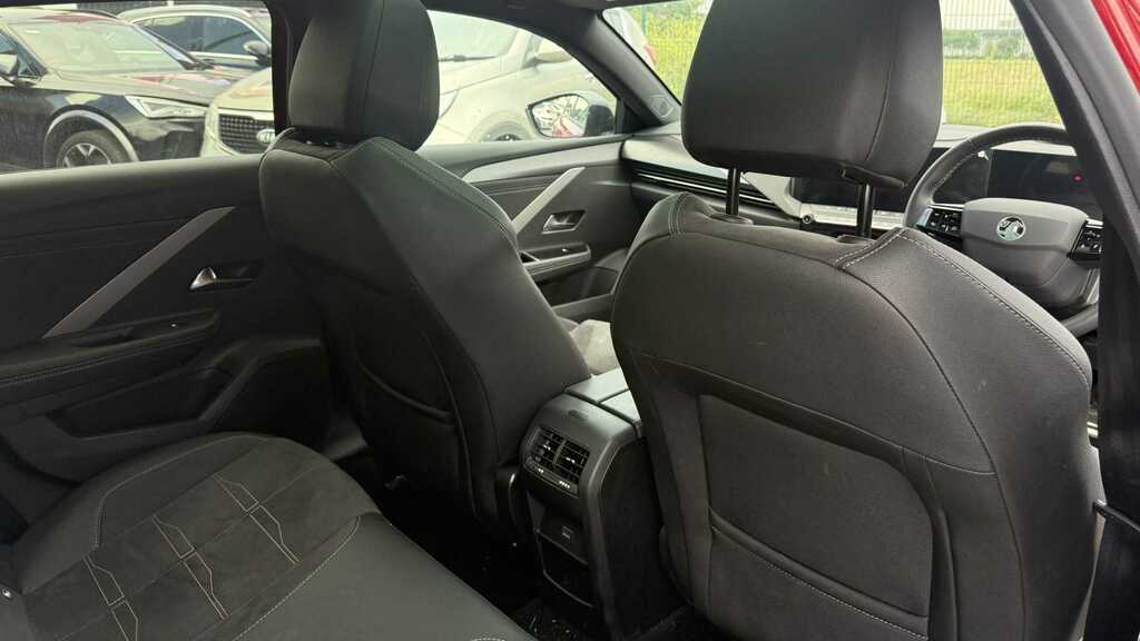 Vauxhall Astra 1.2 Turbo 130 Gs Black #10