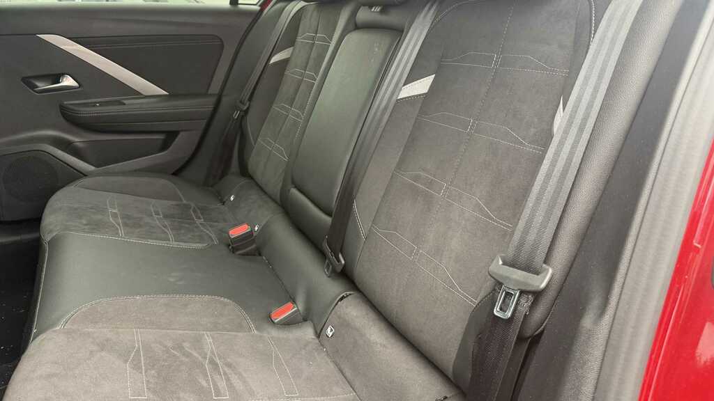 Vauxhall Astra 1.2 Turbo 130 Gs Black #12