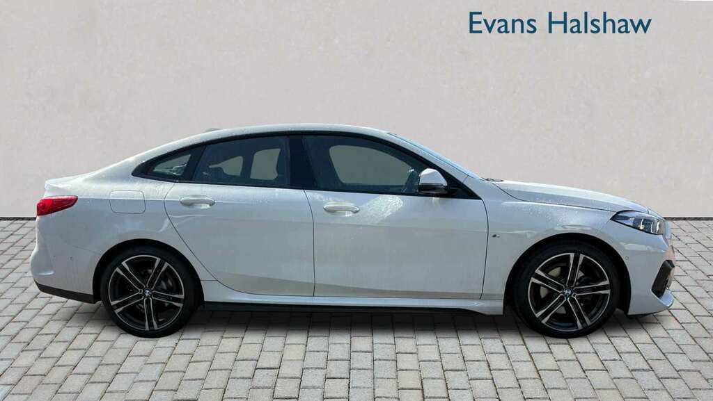 BMW 2 Series 218I 136 M Sport Dct 2022 White #3