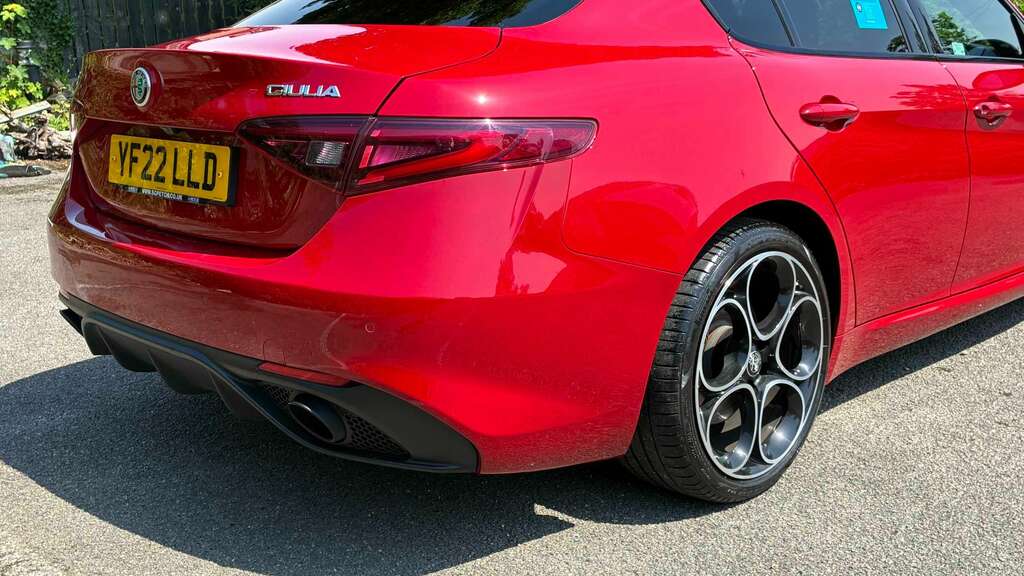 Alfa Romeo Giulia Giulia V6 Bi-t Quadrifoglio Red #7