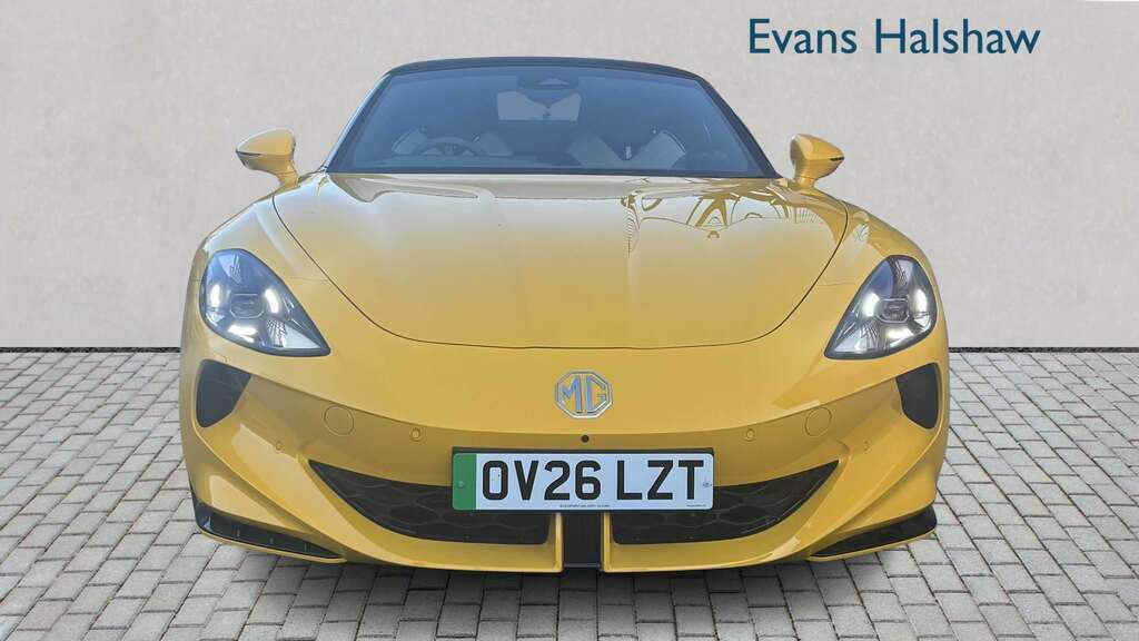 MG Cyberster 250Kw Trophy Single Motor 77 Kwh 2026 Yellow #3