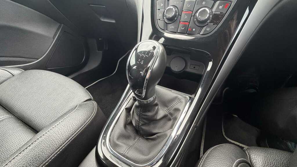 Vauxhall Astra 1.4I Turbo Sri Euro 6 Ss Black #14