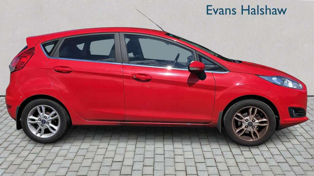 Ford Fiesta 1.25 82 Zetec 2014 Red #2