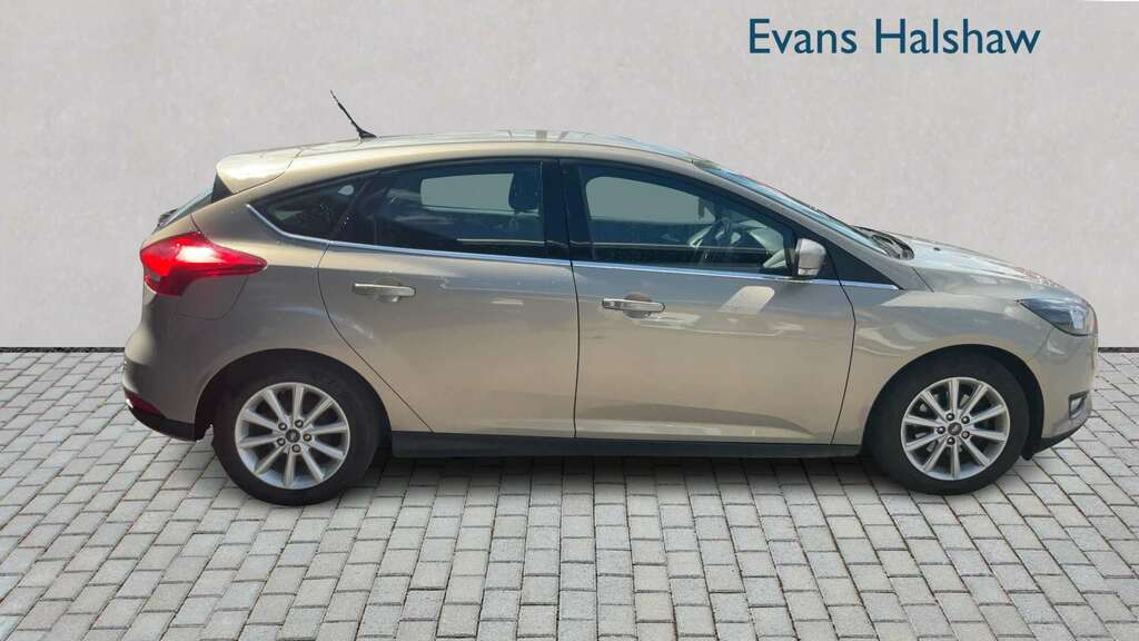 Ford Focus 1.5 Tdci 120 Titanium 2016 Silver #3