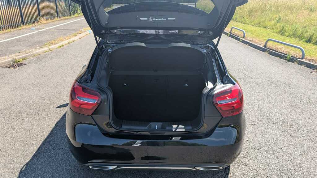 Mercedes-Benz A Class A200d Sport Edition Plus 2018 Black #3