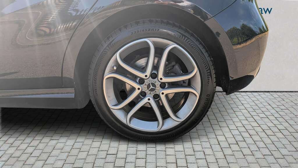 Mercedes-Benz A Class A200d Sport Edition Plus 2018 Black #4